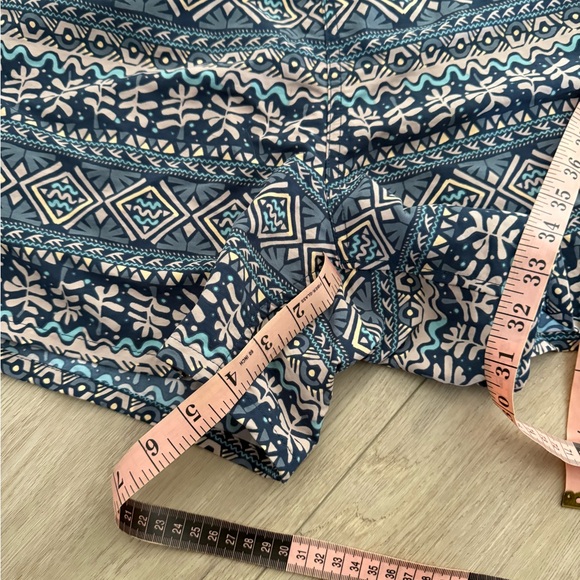 Patagonia Women's Barley Baggy Patterned Shorts - medium - Picture 3 of 6